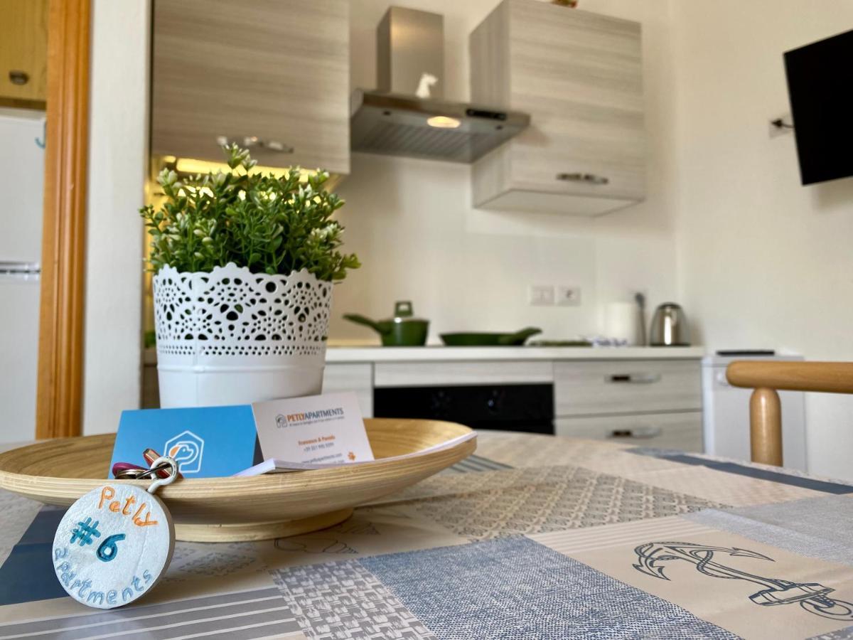 Petlyapartments เบลลาเรีย-อีเจอา มารีนา ภายนอก รูปภาพ
