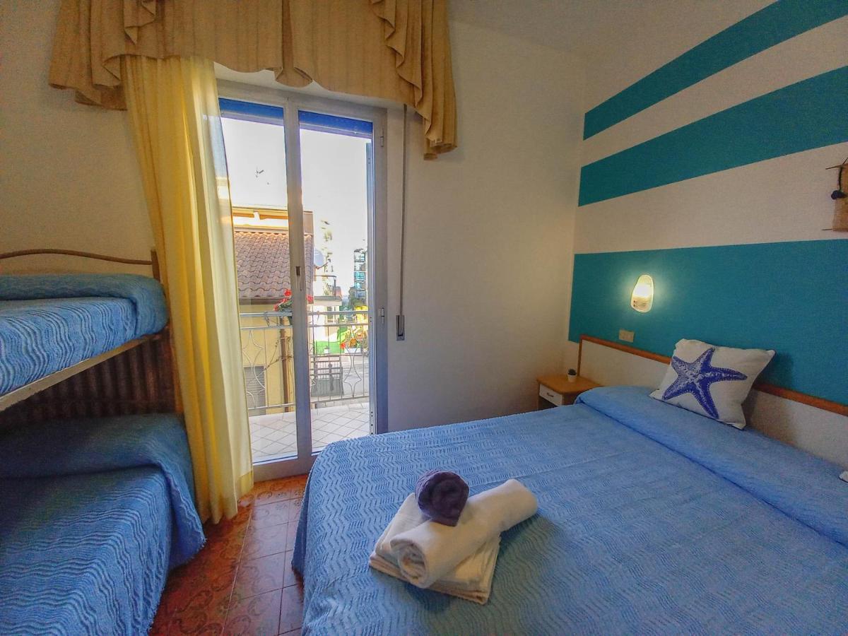 Petlyapartments เบลลาเรีย-อีเจอา มารีนา ภายนอก รูปภาพ